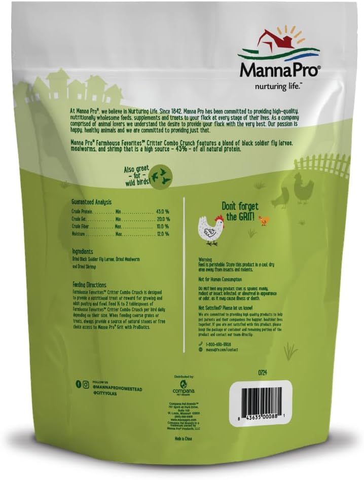 Manna Pro Farmhouse Favorites Critter Combo Crunch Poultry Treat - Protein Poultry Treat - Encourages Natural Foraging Behavior - 100% Natural Blend of Soldier Fly Larvae, Mealworms & Shrimp - 2lb Bag