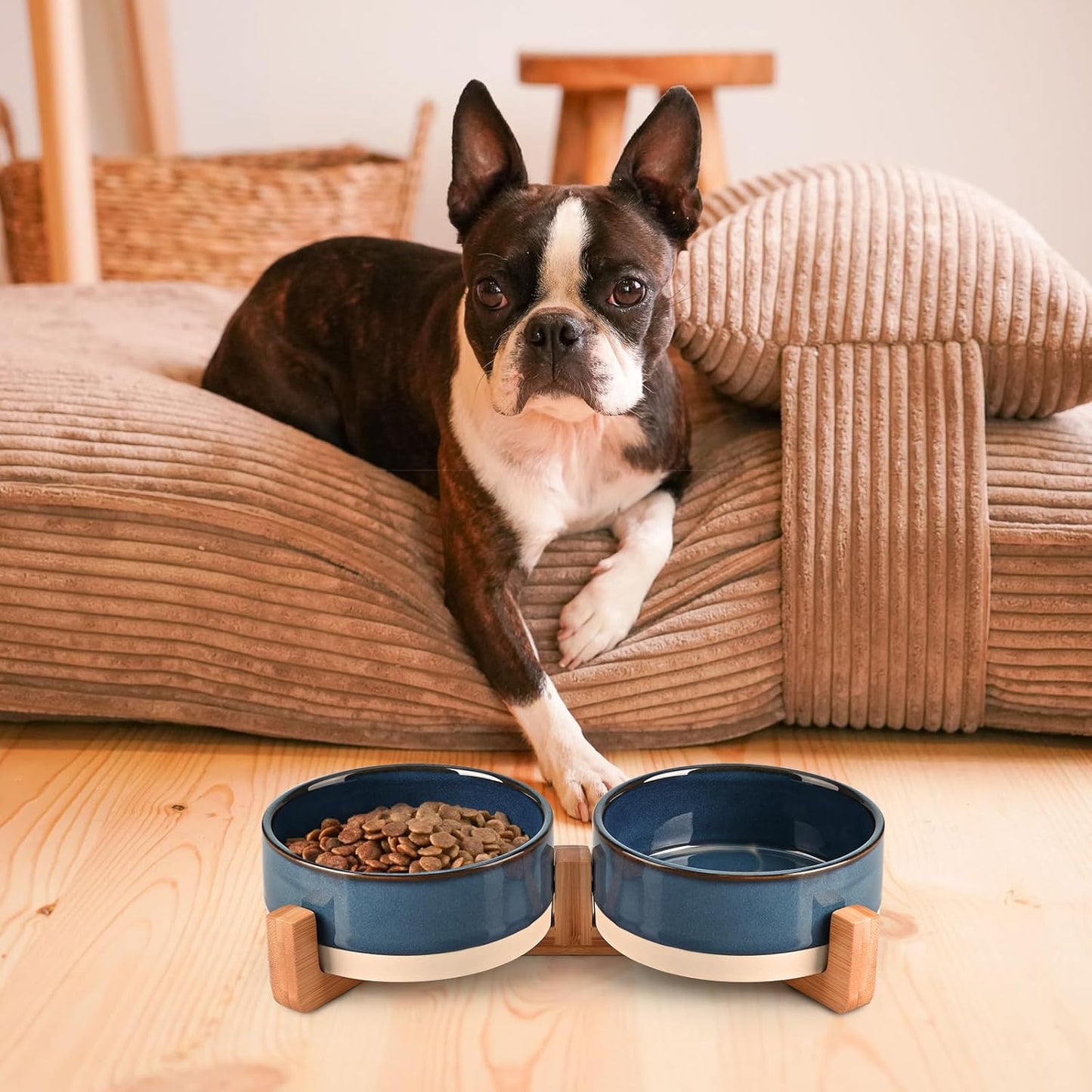 SPUNKYJUNKY Ceramic Dog and Cat Bowl Set with Wooden Stand, Modern Cute Weighted Food Water Bowl Set for Small Size Dogs (1.7 Cups, 2 × Pattern Blue)