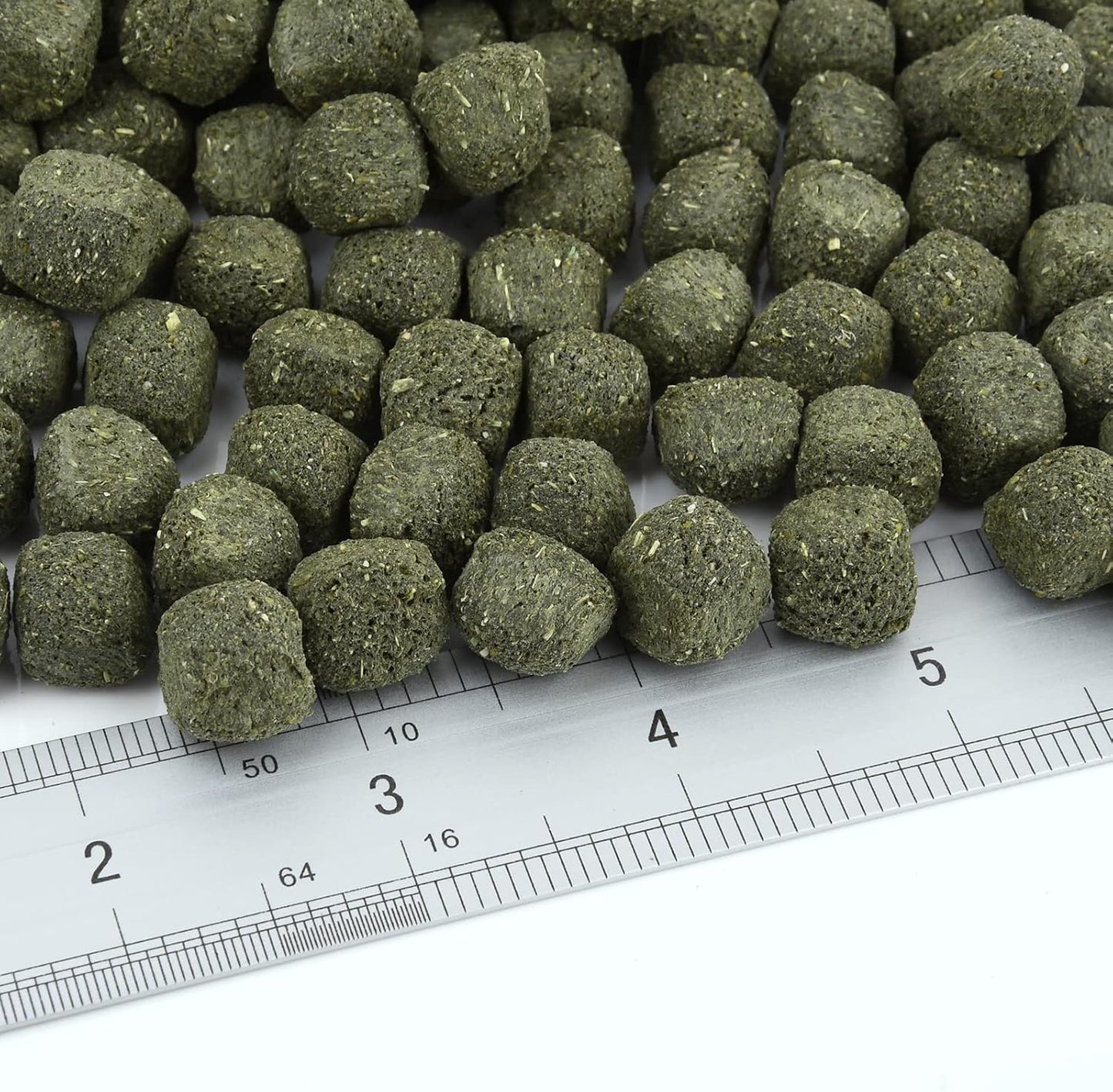 Timothy Hay Cubes 11 oz -100% Natural Timothy Hay Made for Rabbits Sulcata Tortoise Guinea Pig, 11 oz