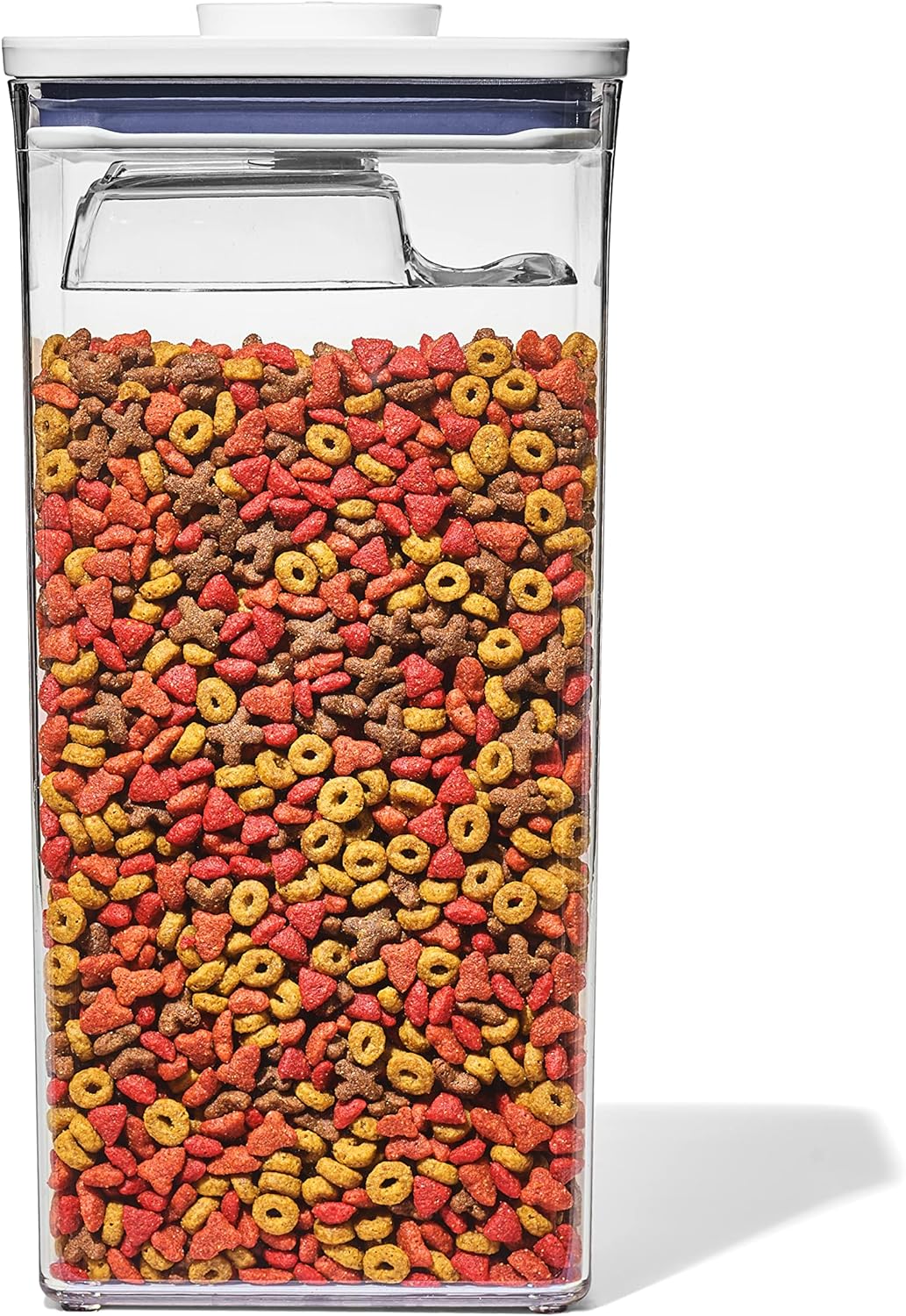 OXO Good Grips Pet POP Container – 6.0 Qt/5.7 L with Half Scoop, Ideal for up to 6.5lbs of Dog Food or 4.5lbs of Cat Food, Airtight Dog and Cat Food Storage Container, BPA Free, Clear